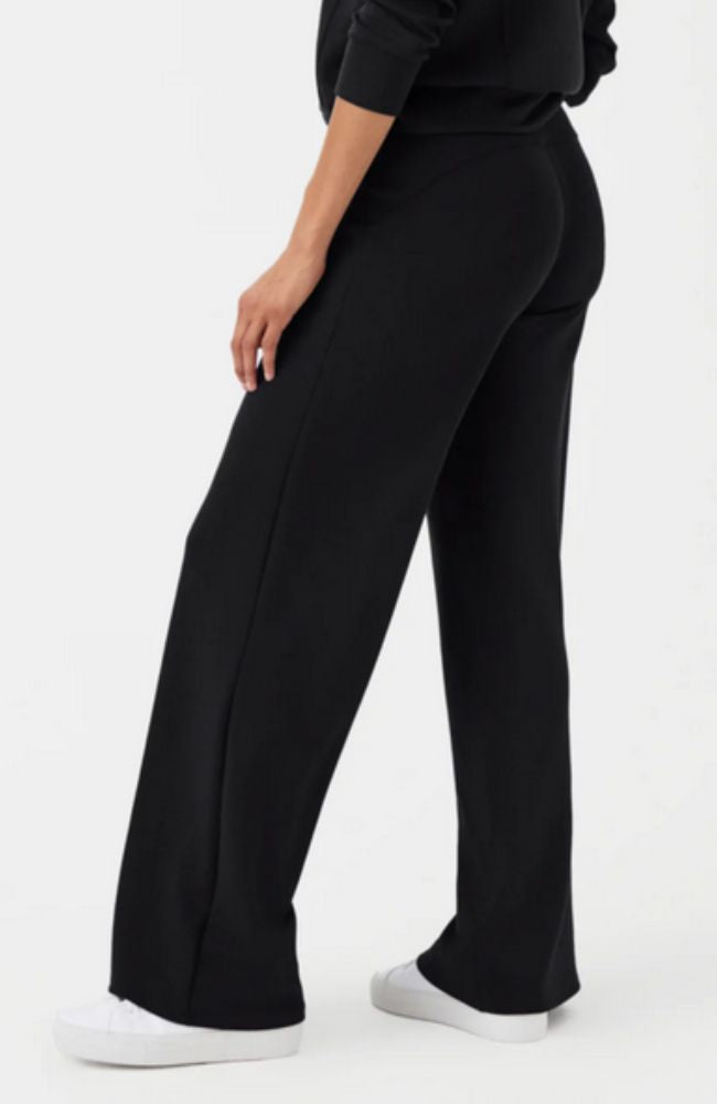 Airessentials Wide Leg Pant