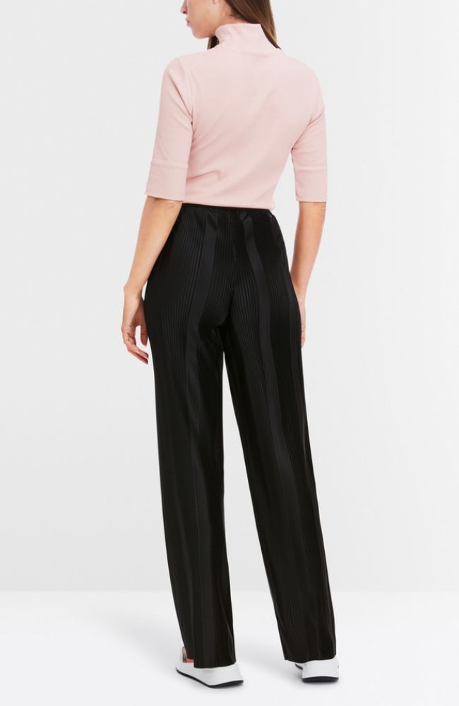 Welby Pull On Pant in Black