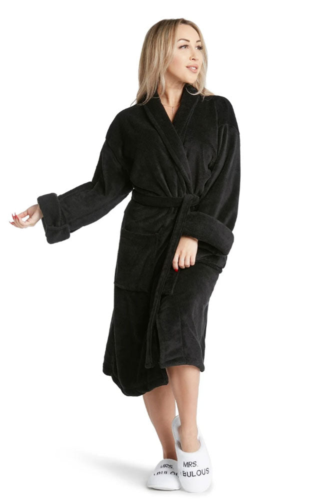 Queen B Plush Robe