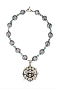 16.5" Grey Shell Pearls Miel Medallion